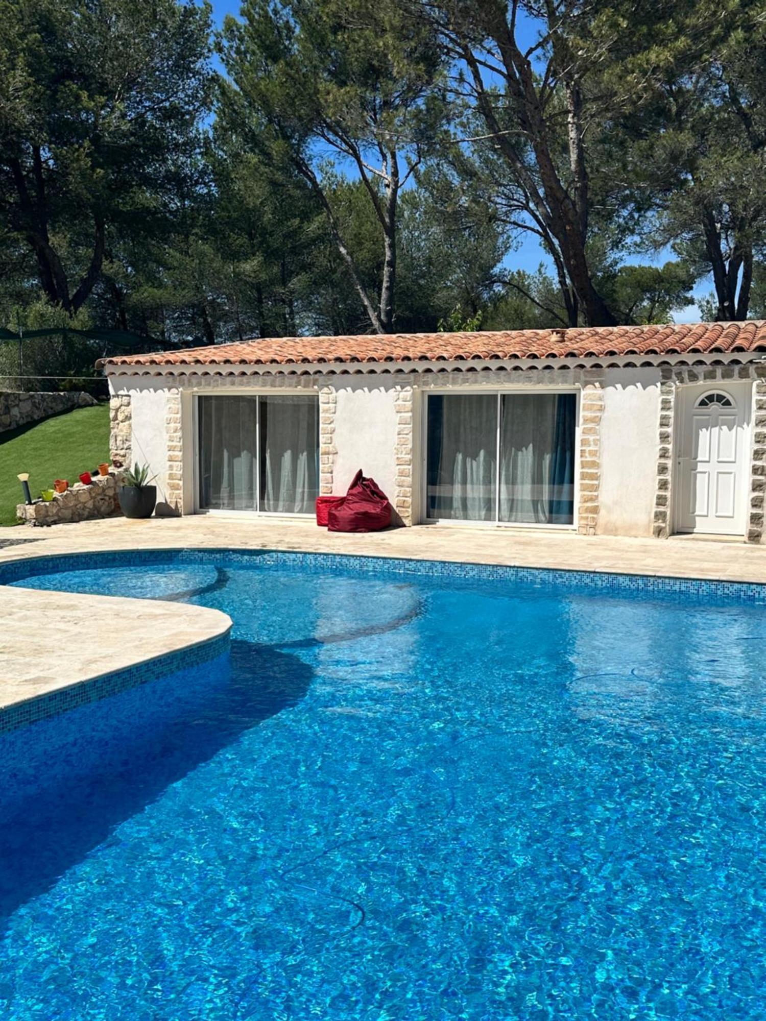 בוק-בל-אייר Jolie Maison Avec Vue Sur Piscine מראה חיצוני תמונה